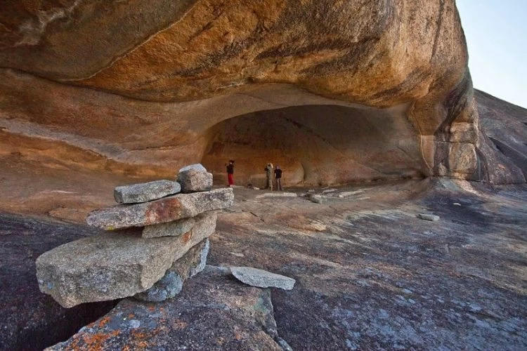Cave paintings and heritage storytelling in Matobo